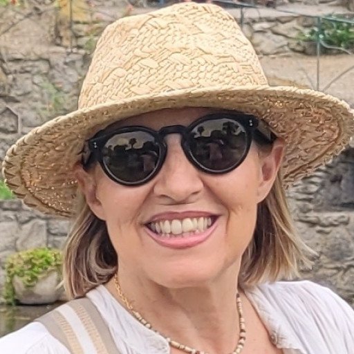 Eve Honorat